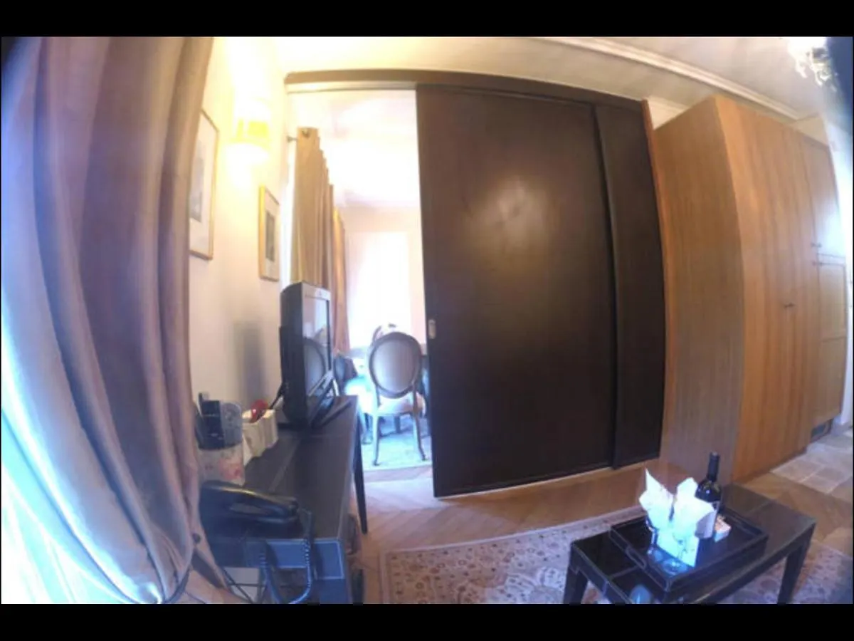 Chablis Apartment Paris